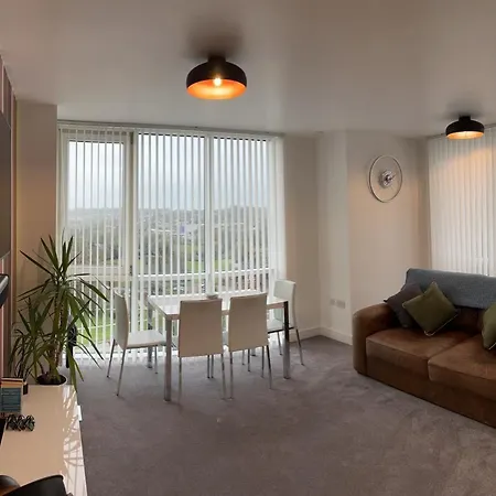 K D Tower Lux Apartment Hemel Hempstead Exterior photo